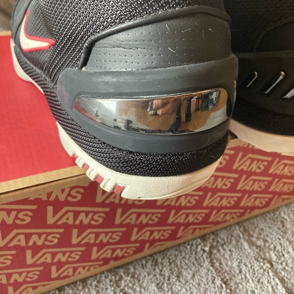 Nike Zoom Generation Lebron 1 Basketball Shoes Black Size 11 - Picture 4 of 8